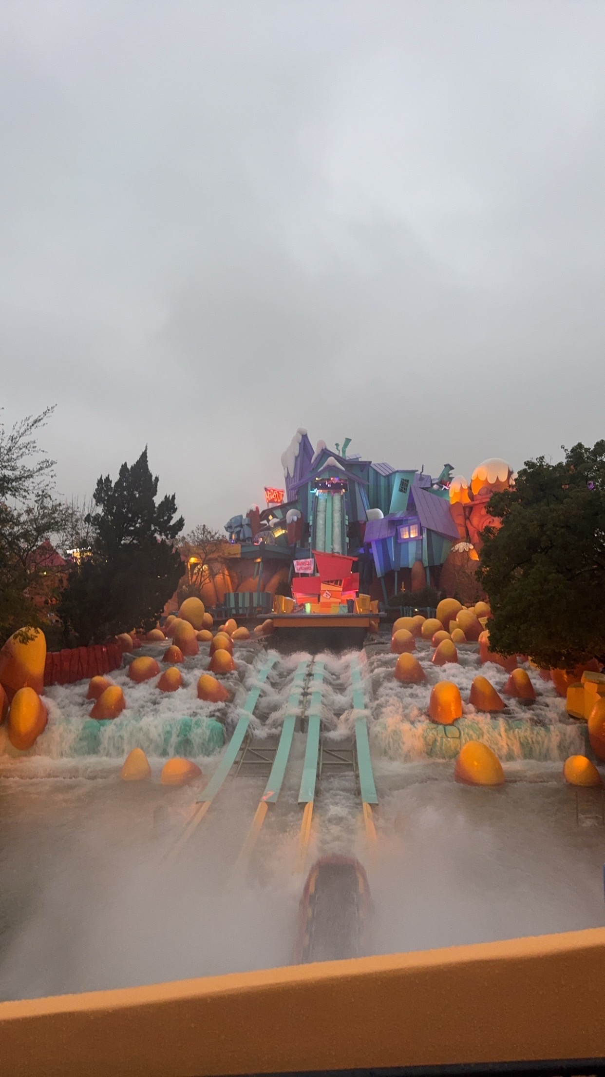 Dudley Do-Right's Ripsaw Falls®